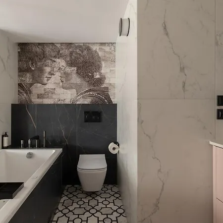 Story With Hydromassage Bath By Lion Lägenhet *